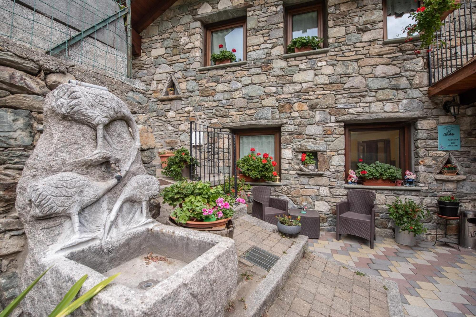 Agriturismo La Clochette ตอร์ญอน ภายนอก รูปภาพ